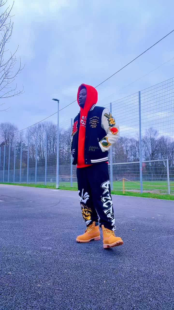 @Jay 10 🇸🇱🇩🇪