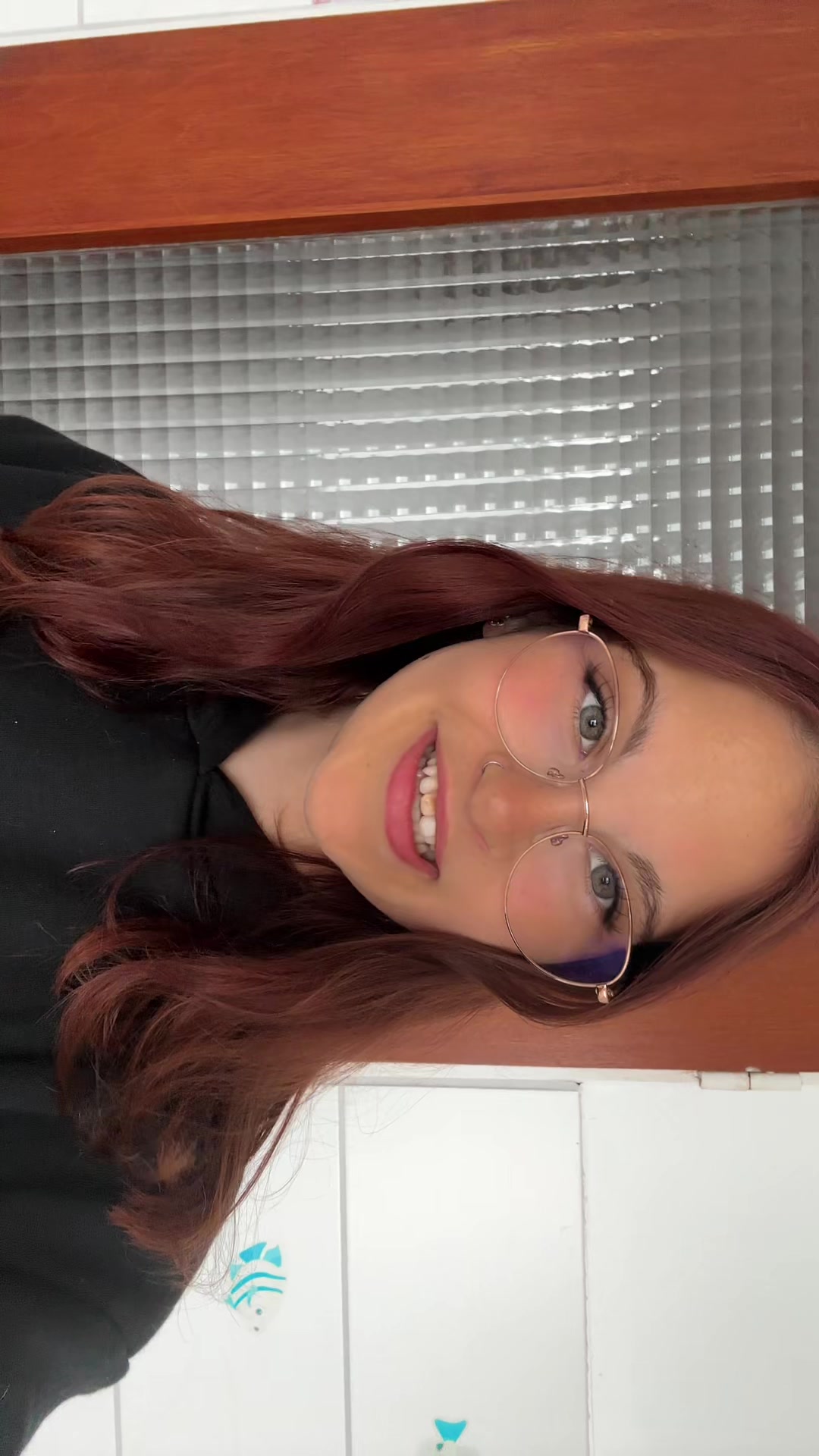 @Lara