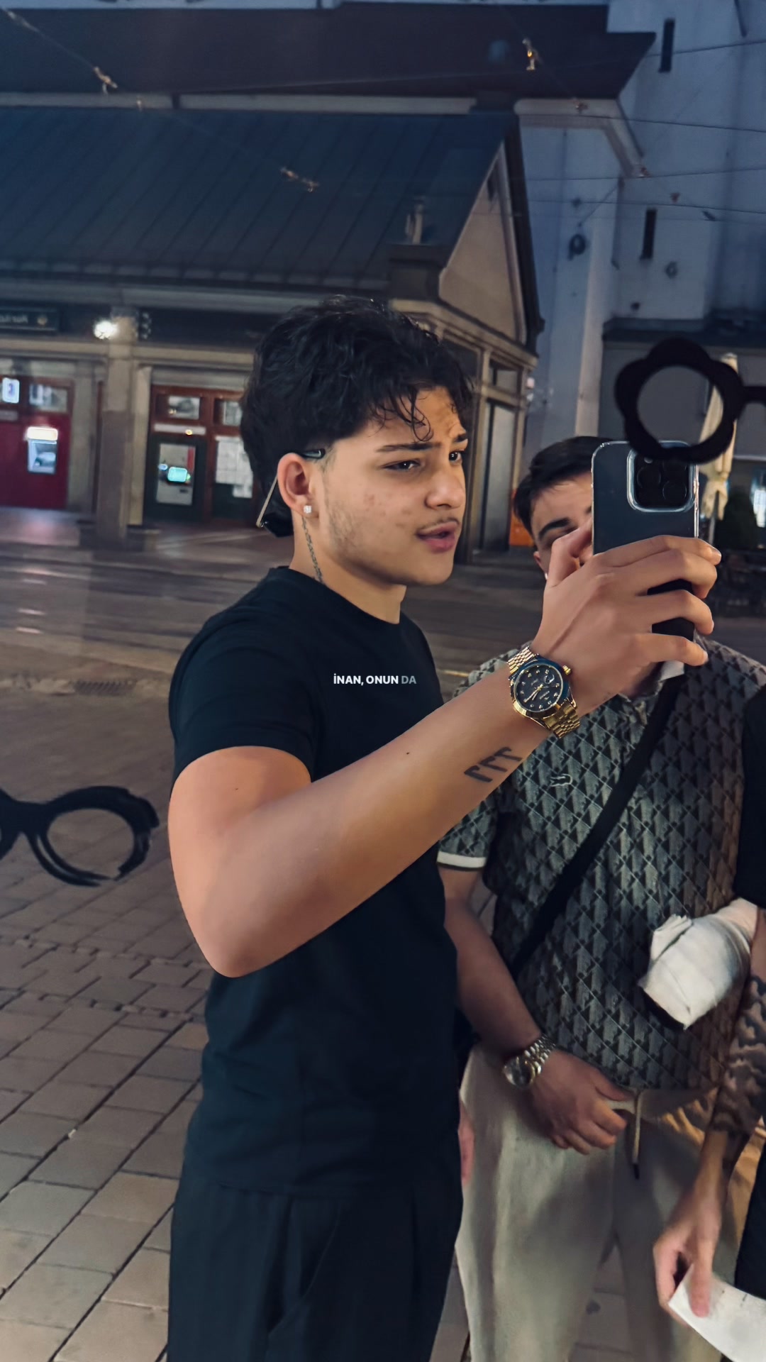 @Koraay