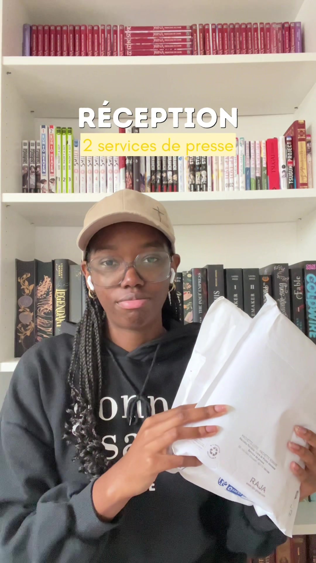 @shaïna | booktok 🌷📚
