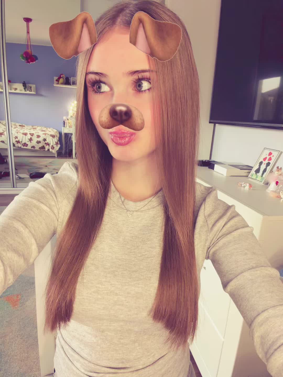 @𝐚𝐠𝐚𝐭𝐚 𝐭𝐨𝐦𝐥𝐢𝐧𝐬𝐨𝐧!