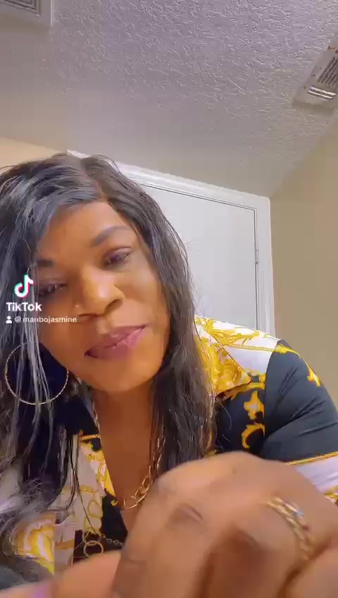 @Larenejasmine