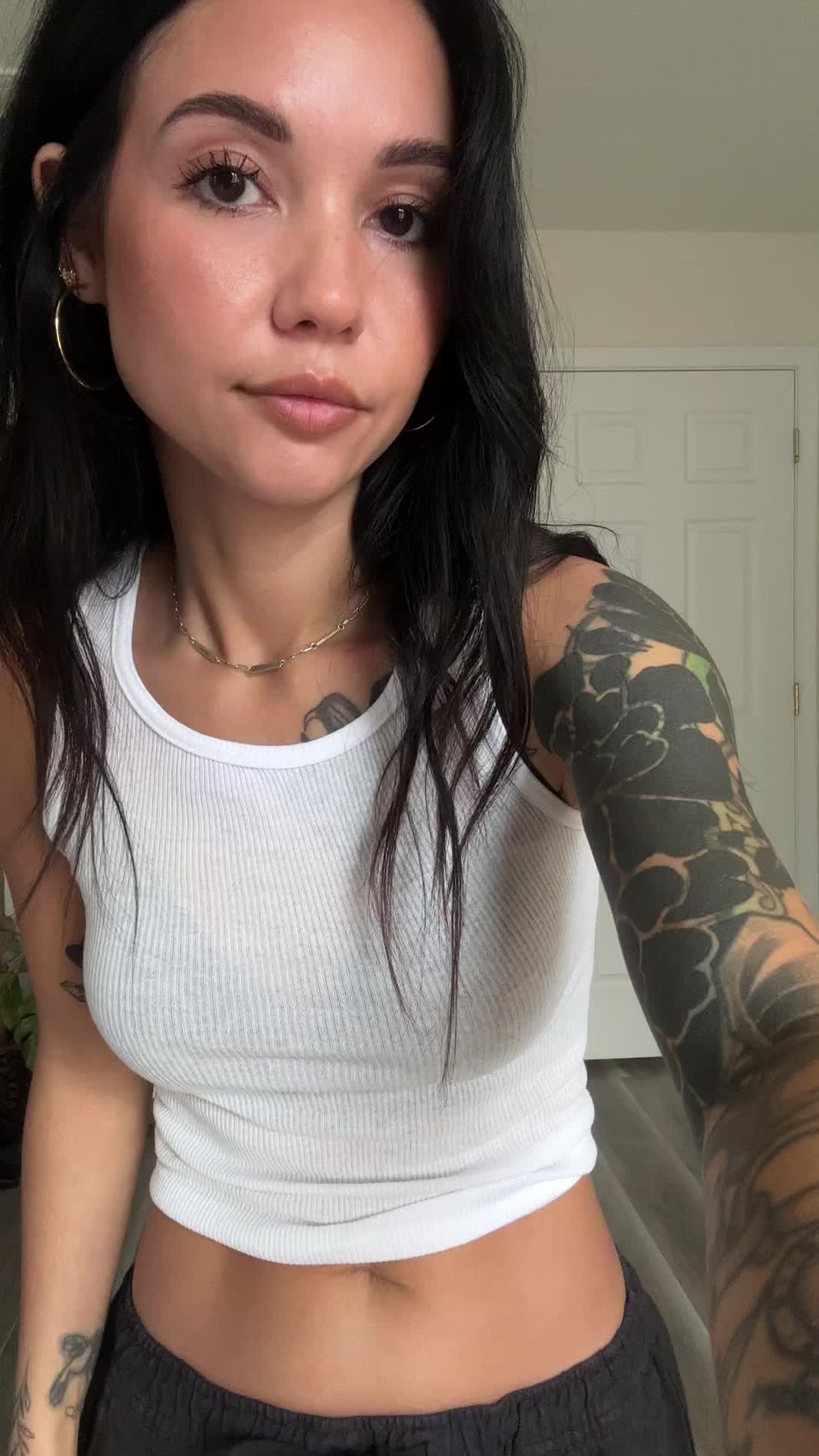 @leahsharrp