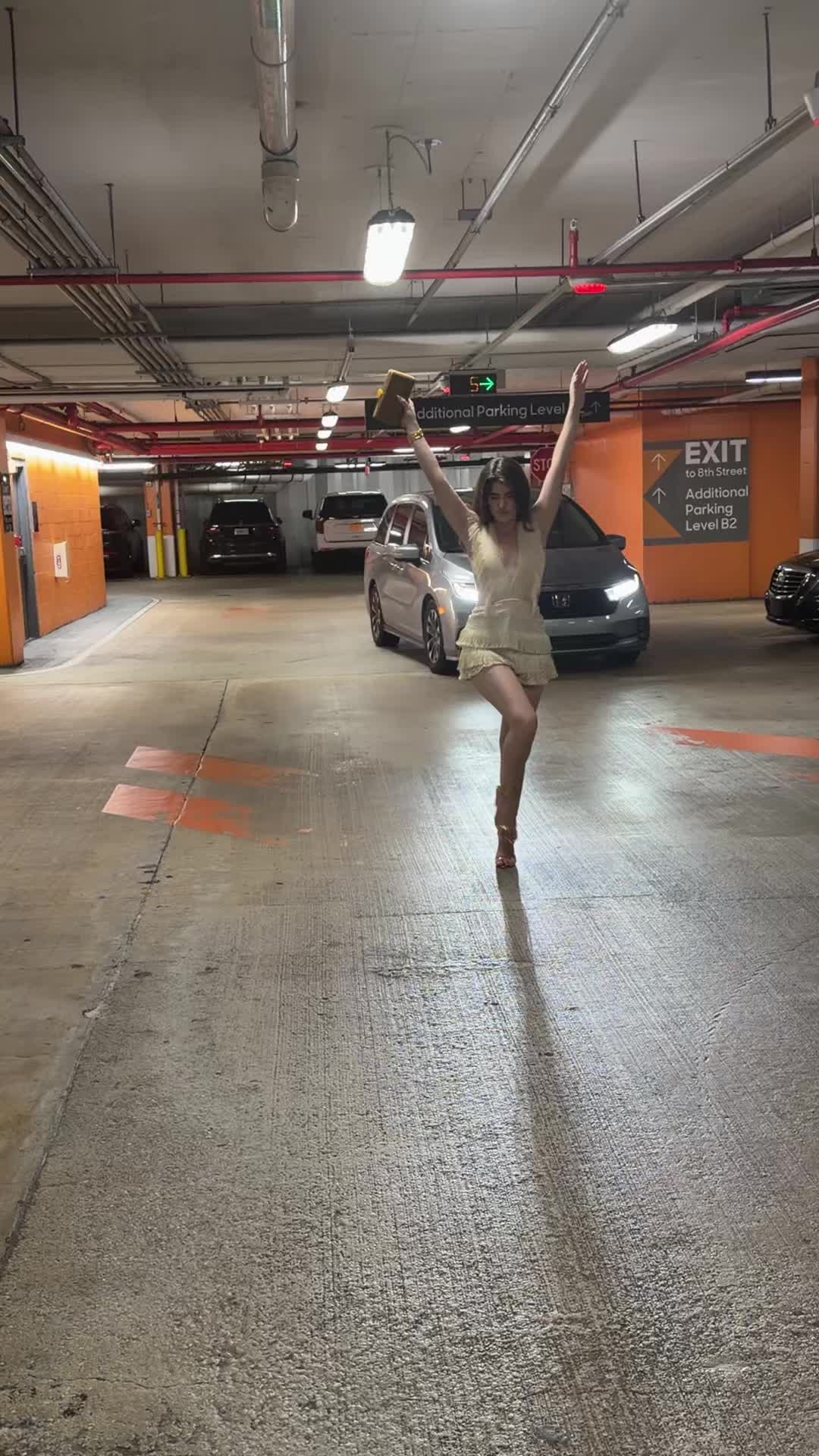 @lauraibonth