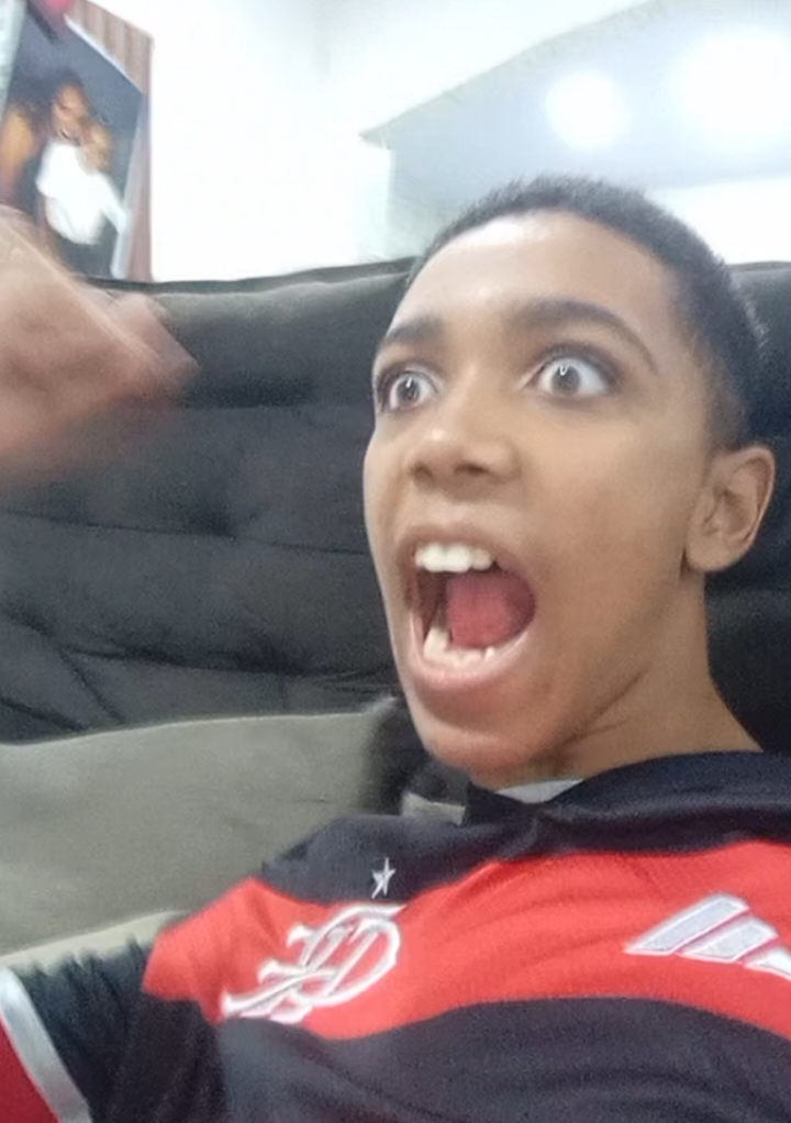 @𝐋𝐳𝐢𝐧⚡𝒅𝒖𝒃𝒔