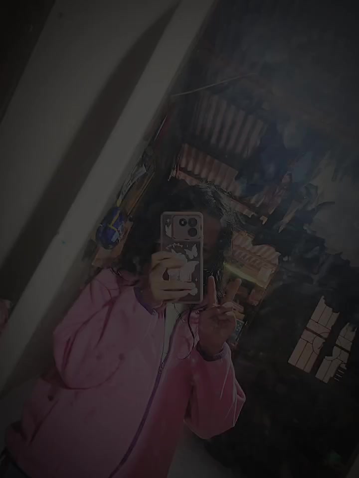 @Ellise store