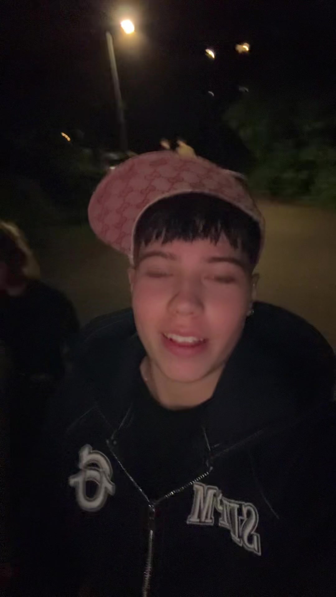 @Emi