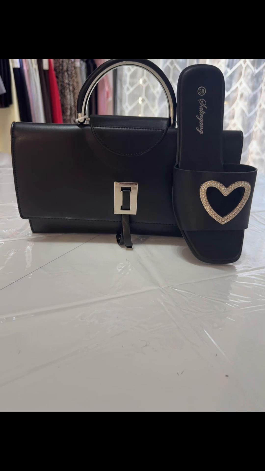 @BoutiqueA.Perrotta
