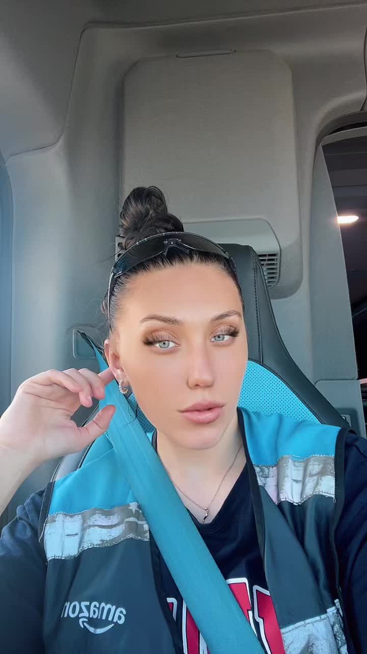 @Leelee