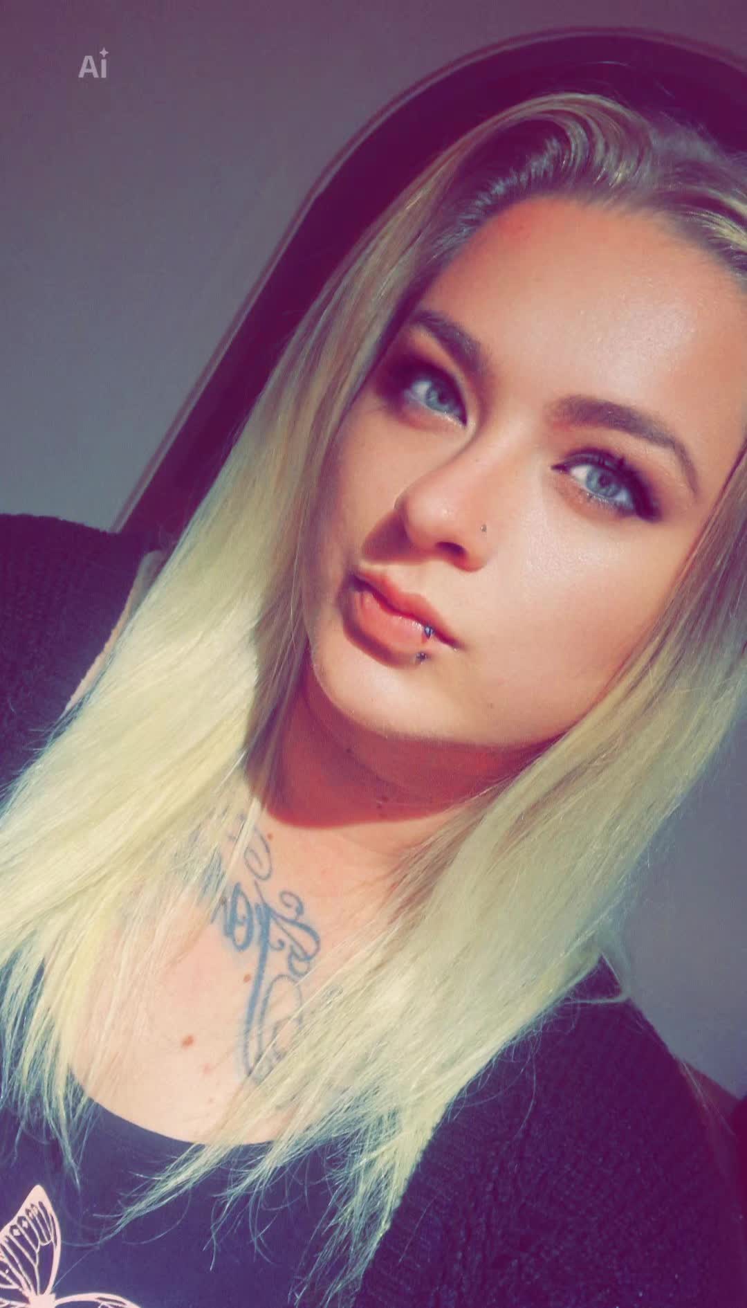 @Funnydeluxe93