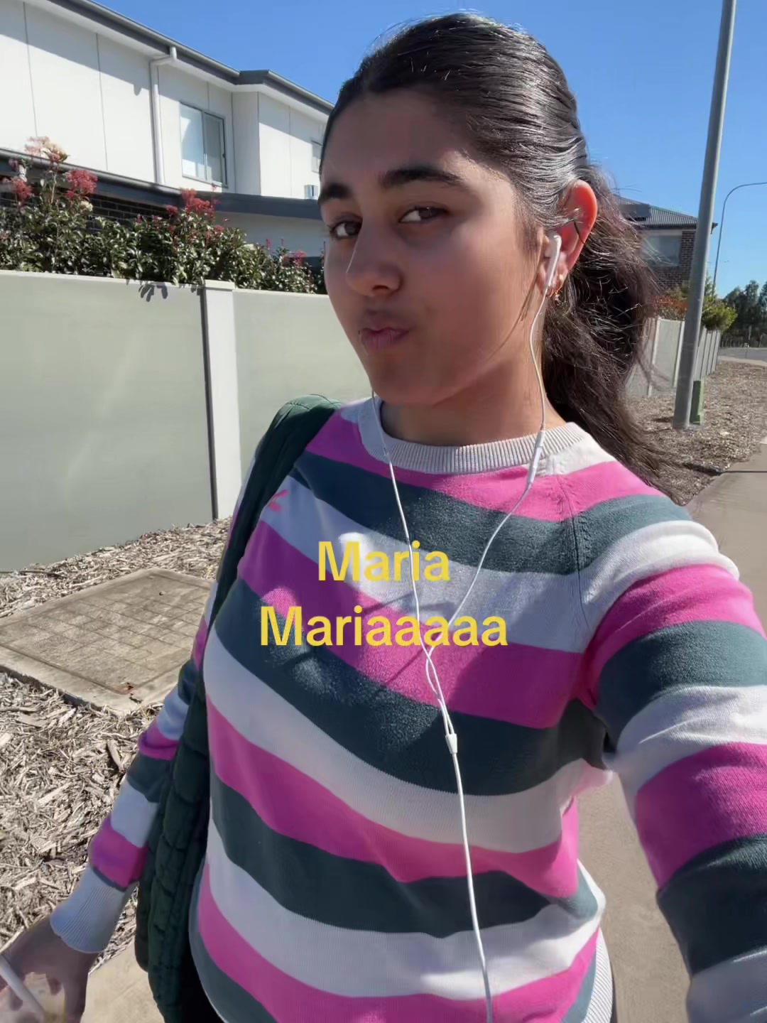 @Sunaina 𝜗ৎ