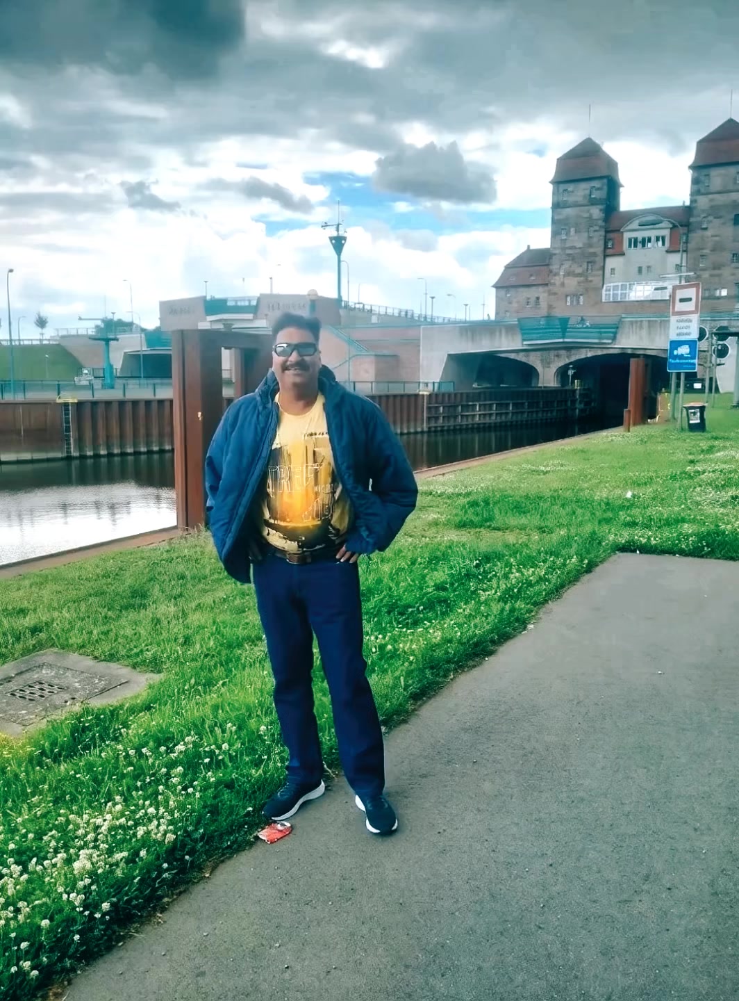 @Vivek Bagga Germany