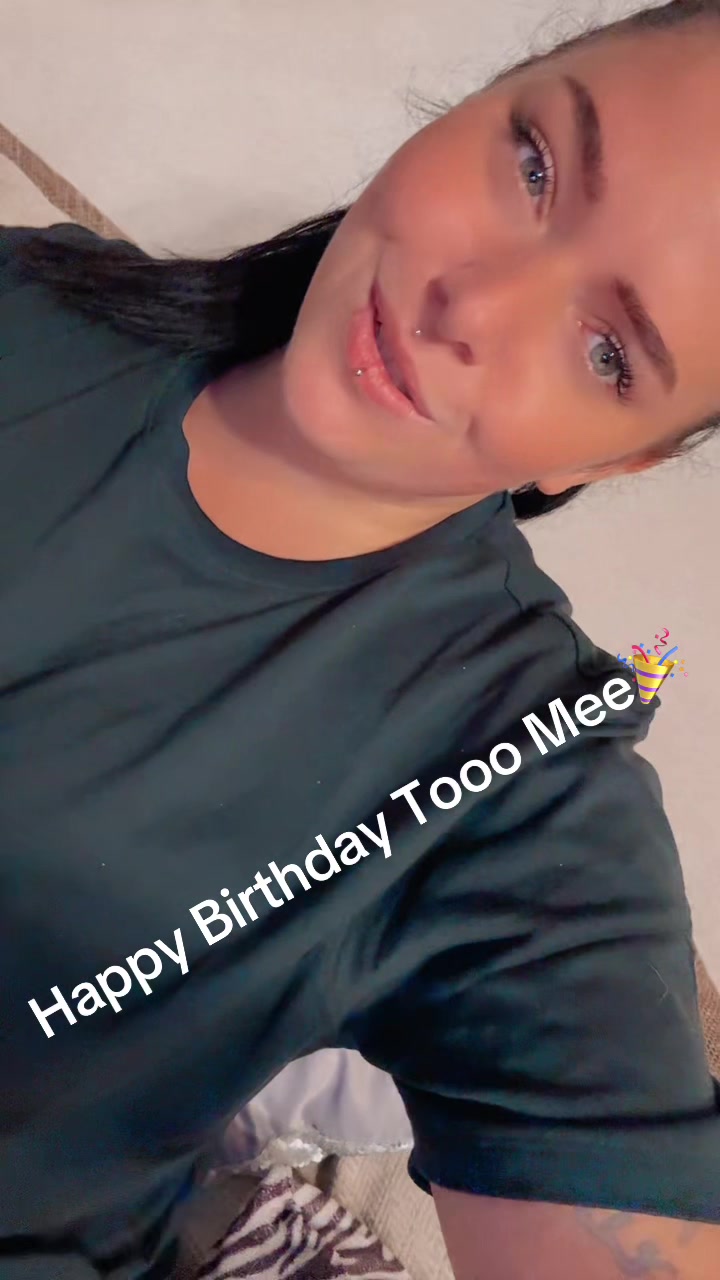 @Nana