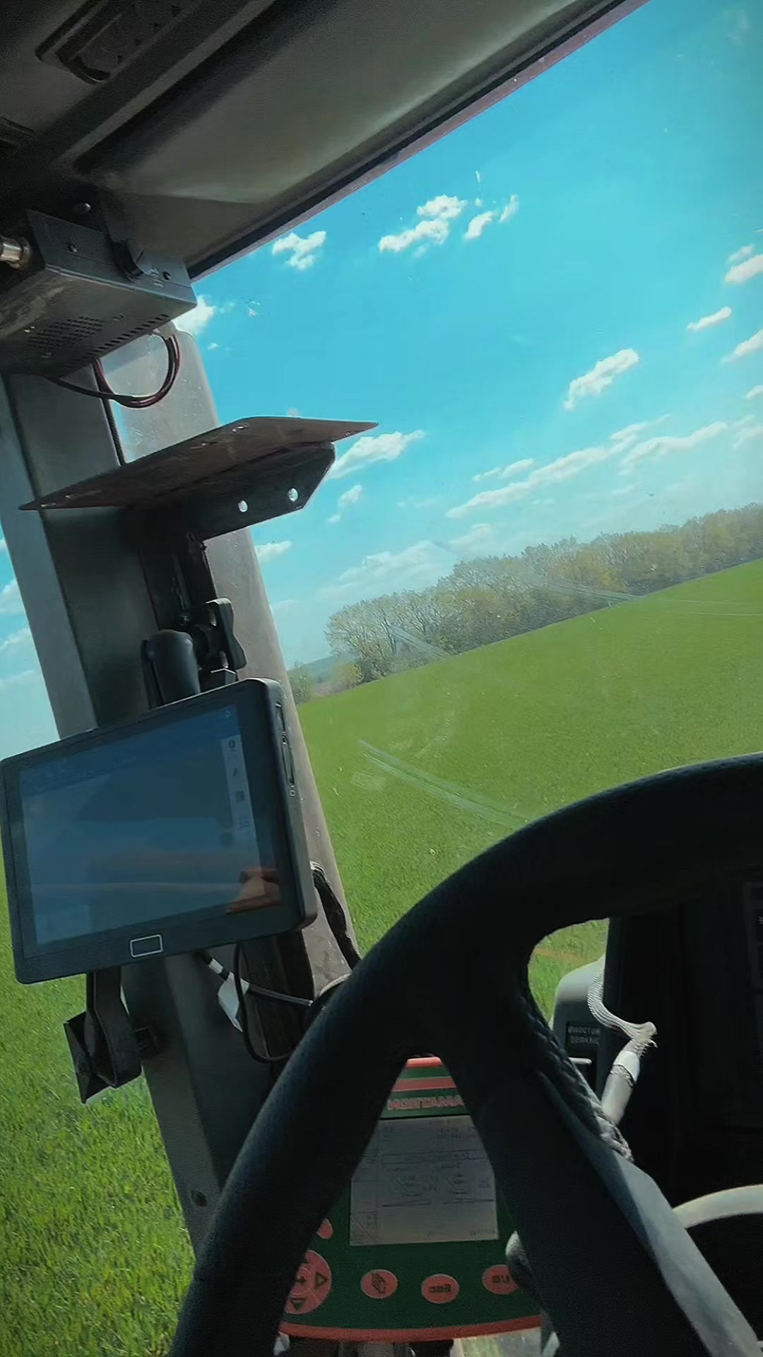 @Anna🚜