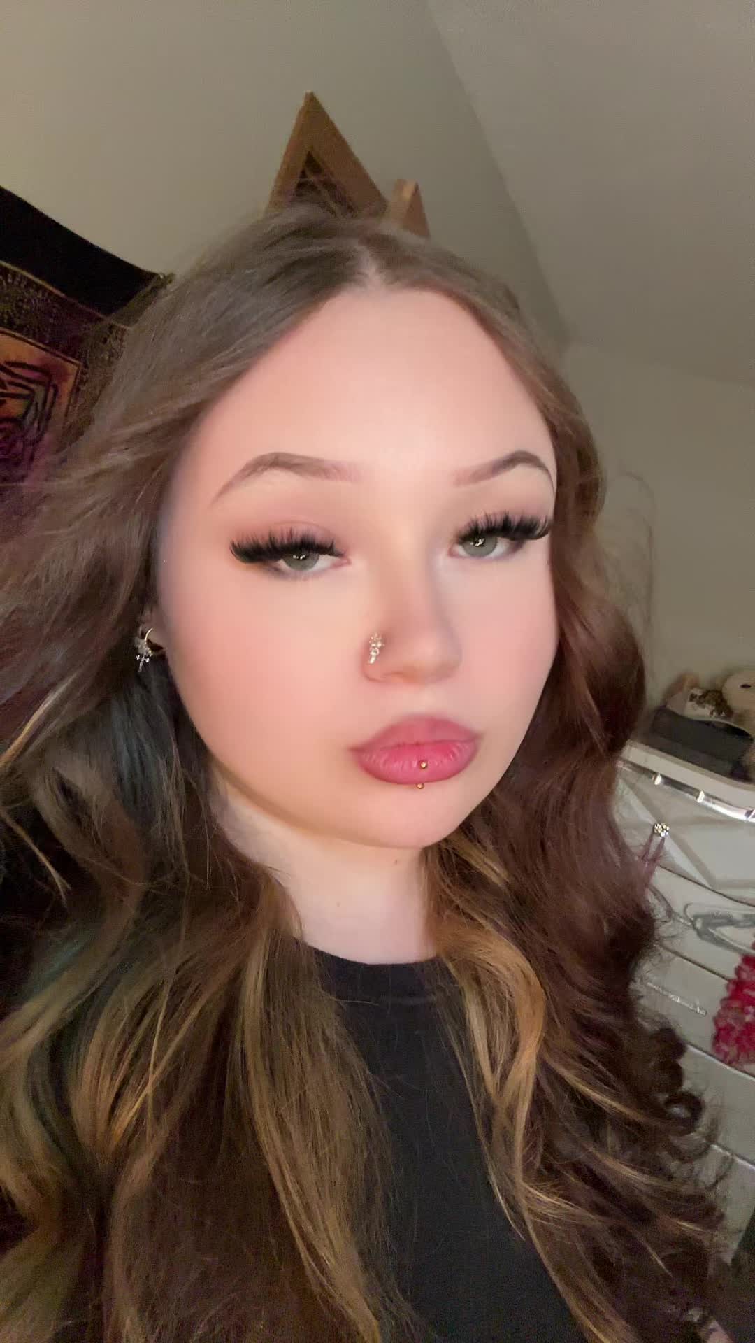 @𝐸𝑣𝑒𝑙𝑦𝑛 ꨄ.