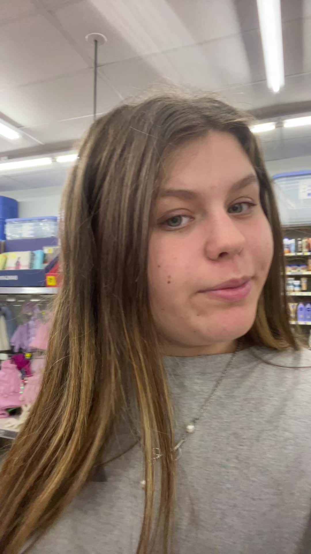 @Chloe🤍🧸