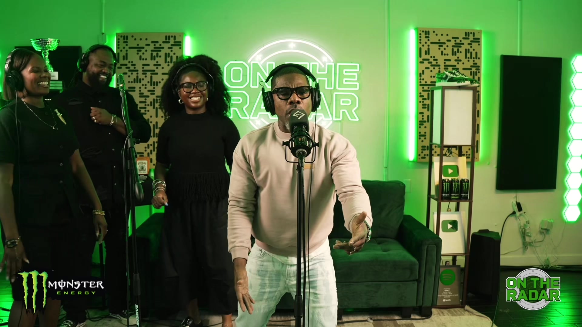 @On The Radar Radio