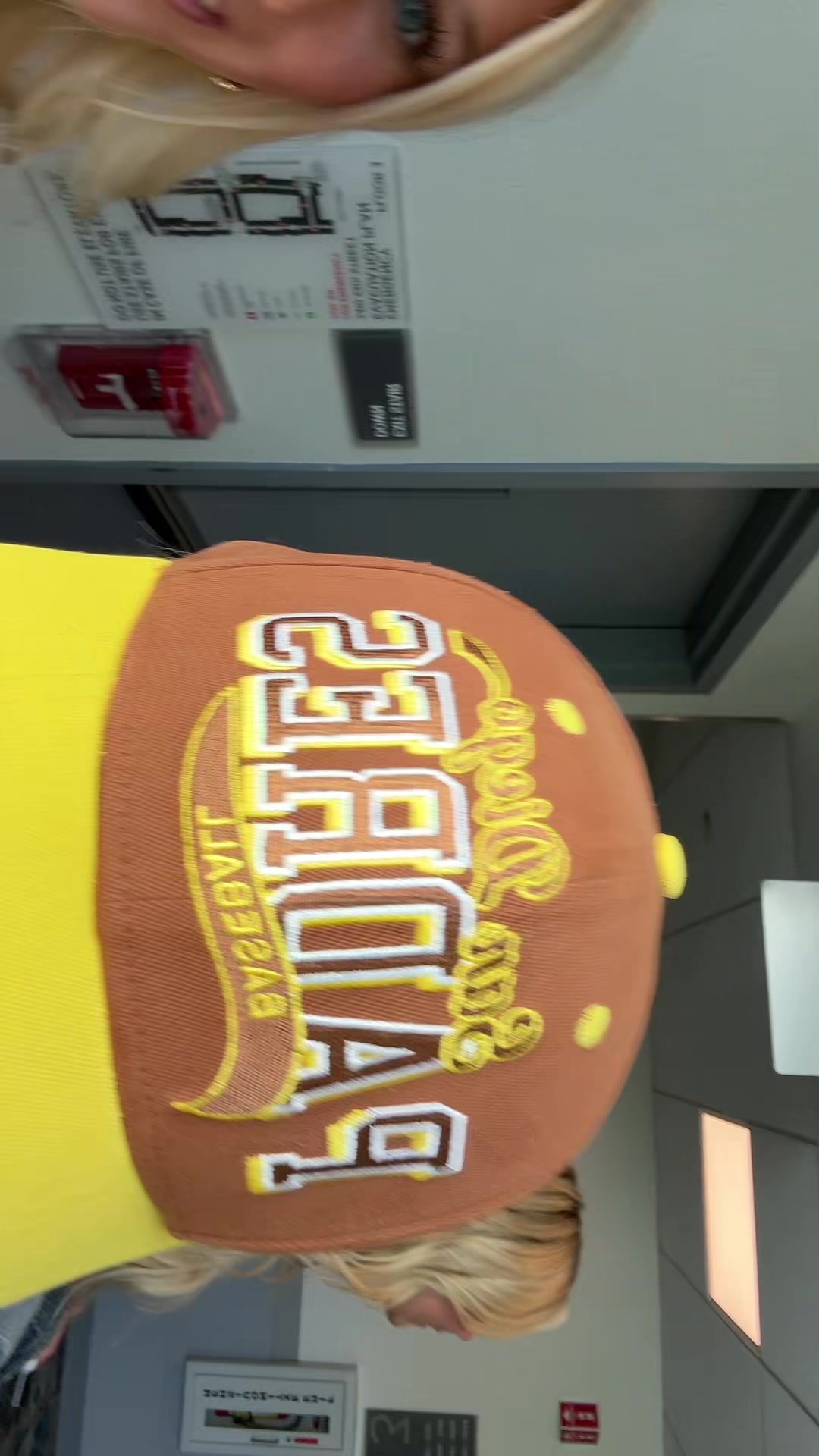 @elliebearr