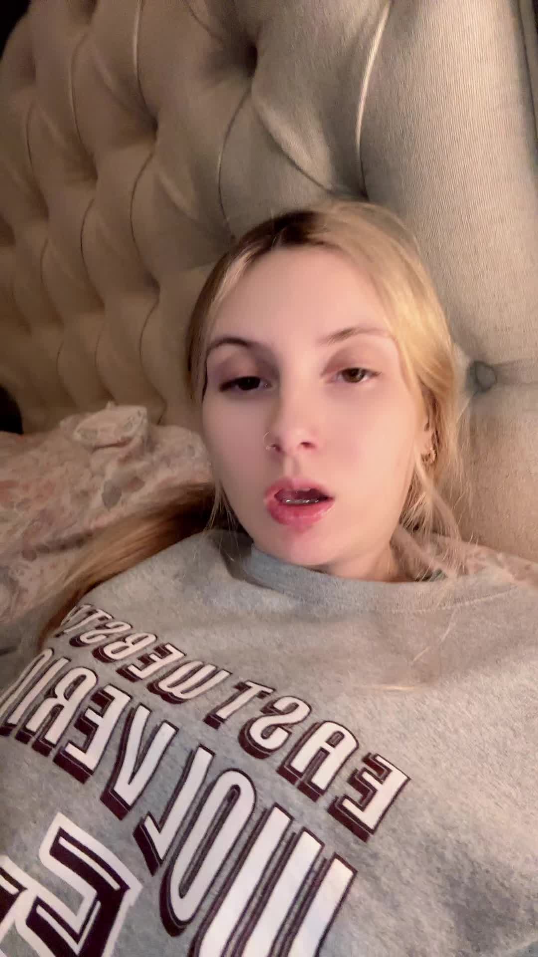 @KarlyJade