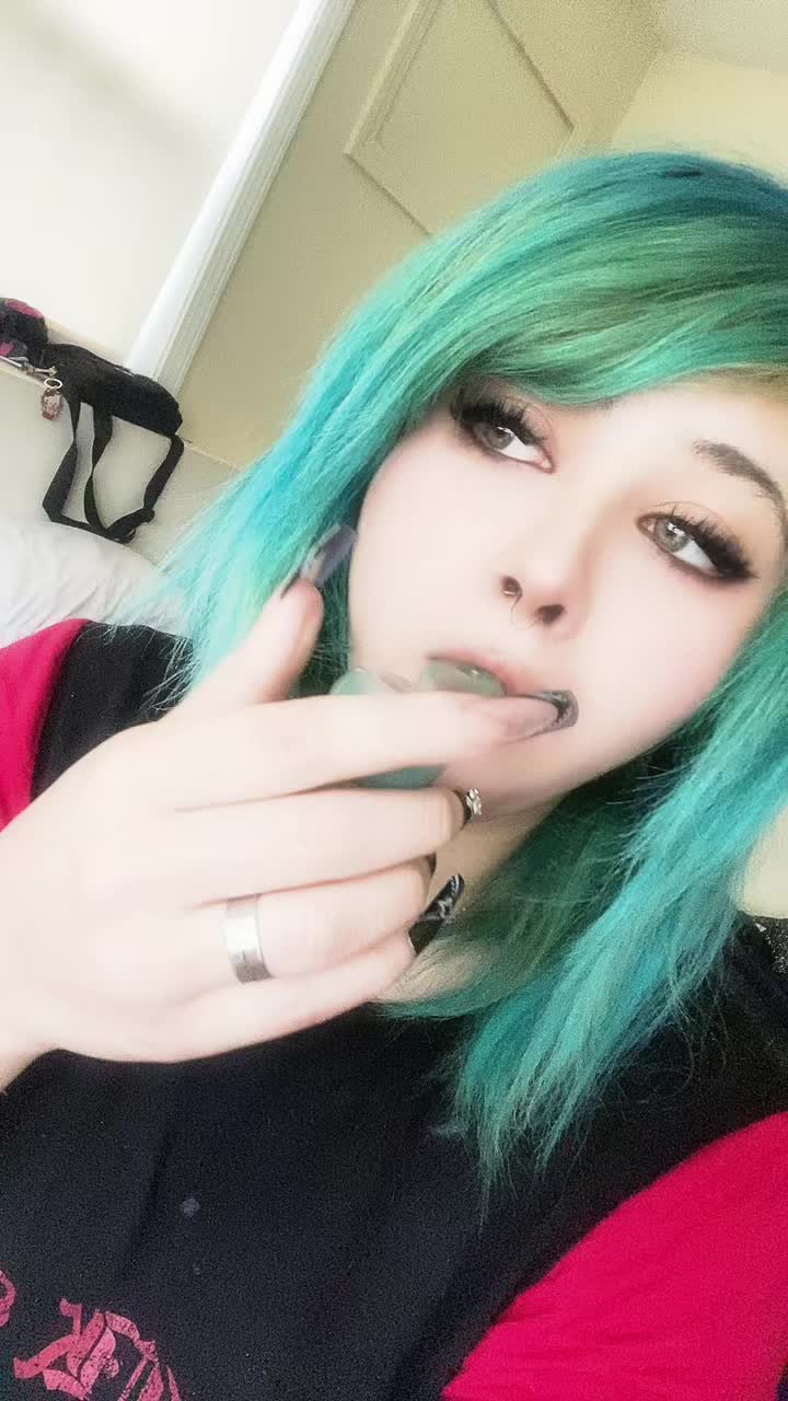 @KU2H1N4