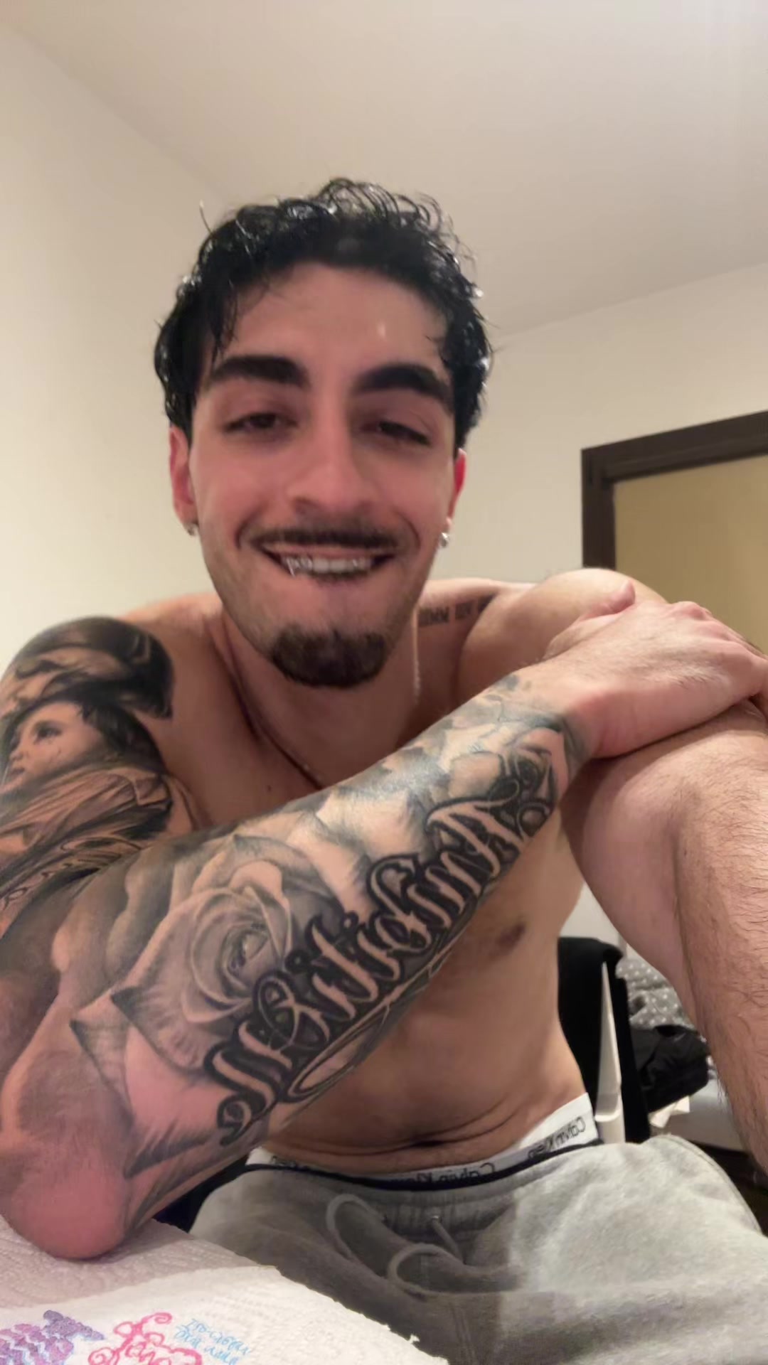@Emazzz 👺🦈