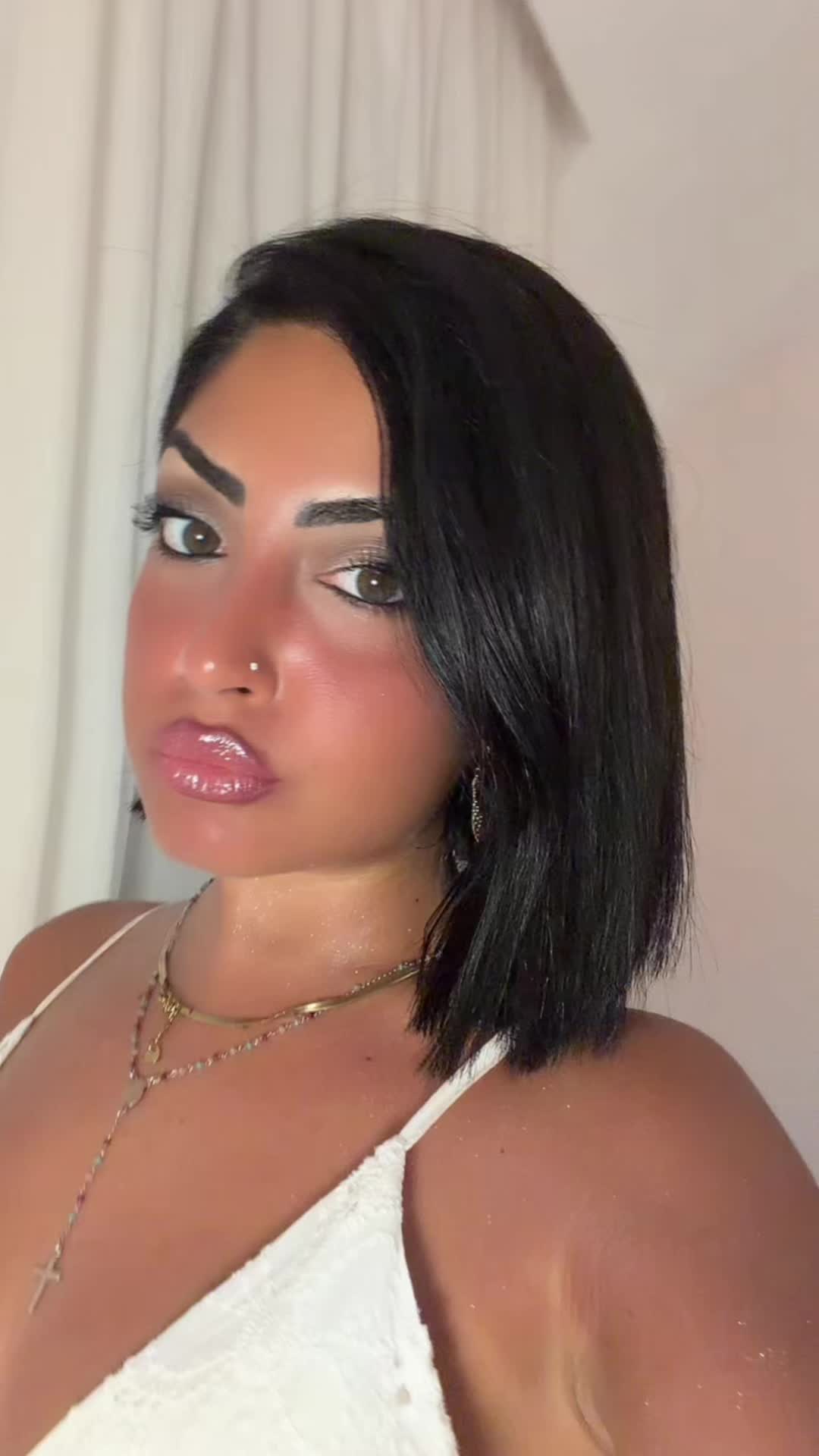 @Ilaria_