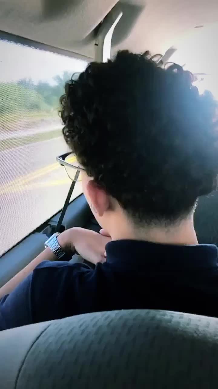 @joniel