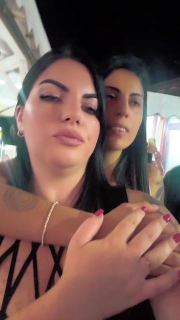 @Melania 🧡