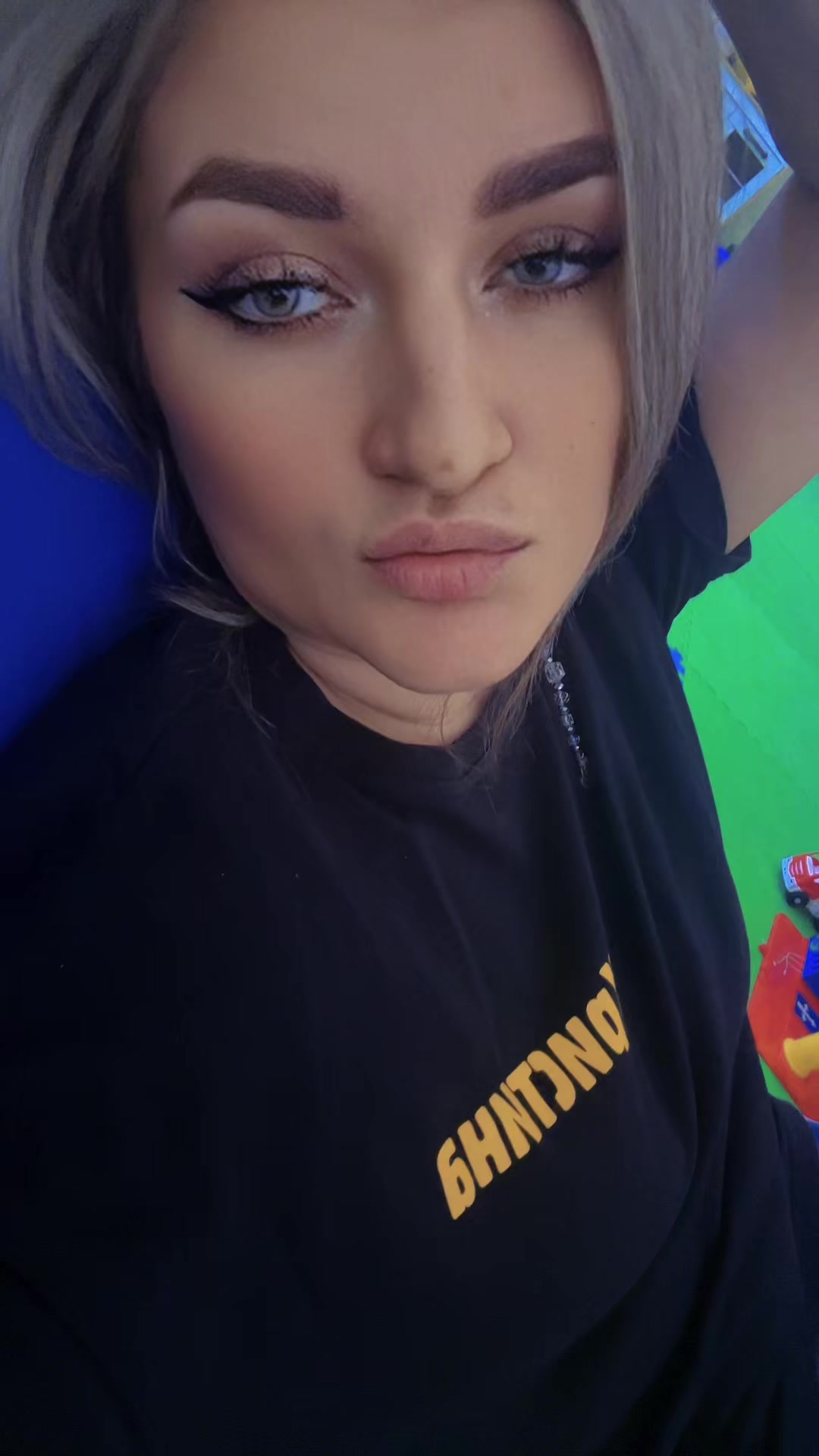 @KrisPopova