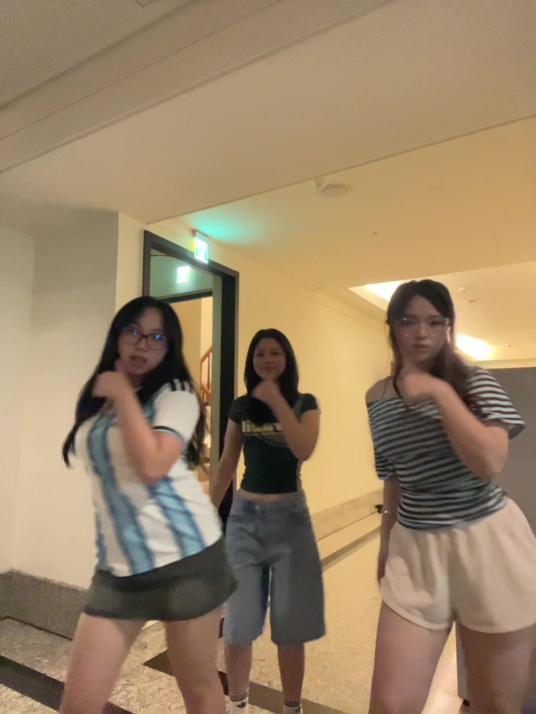 @velvelannn