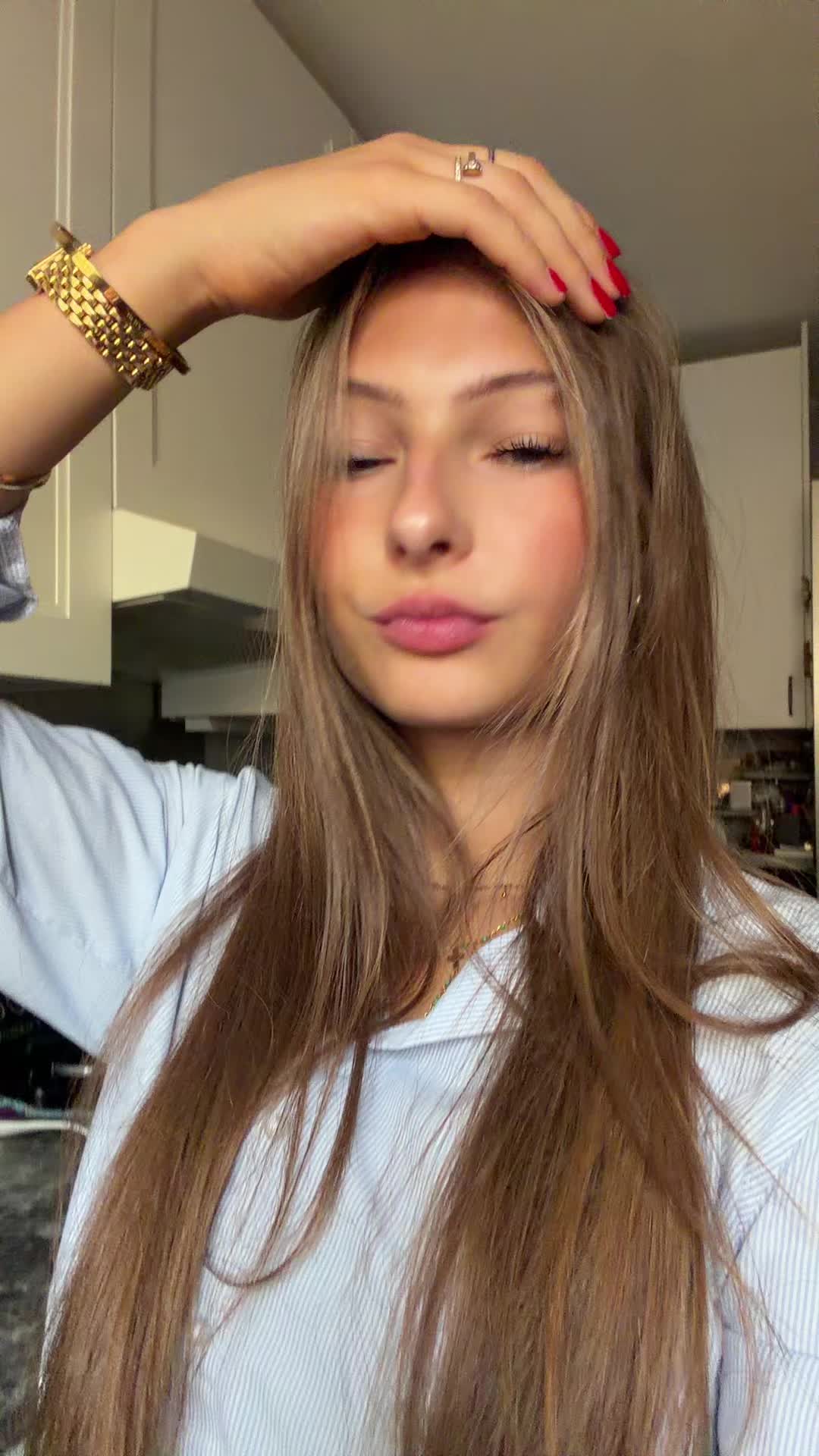 @𝓜𝒂𝒉𝒆