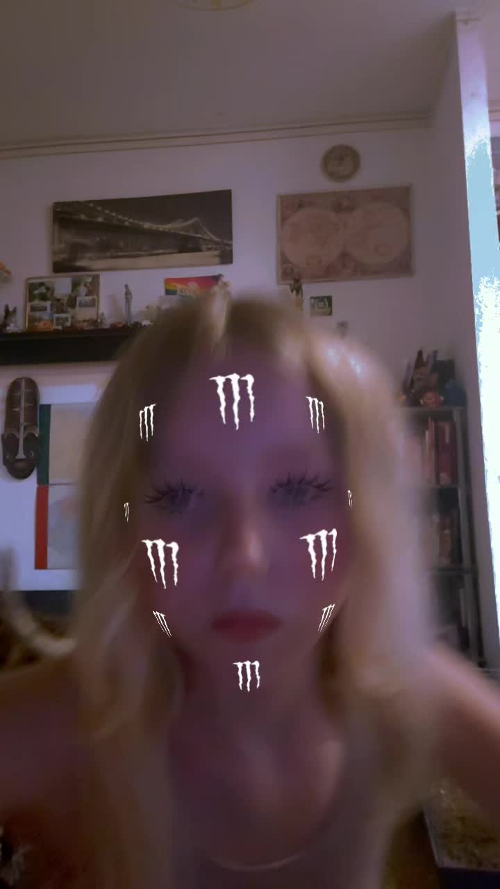 @Elli🫶✨️❤️