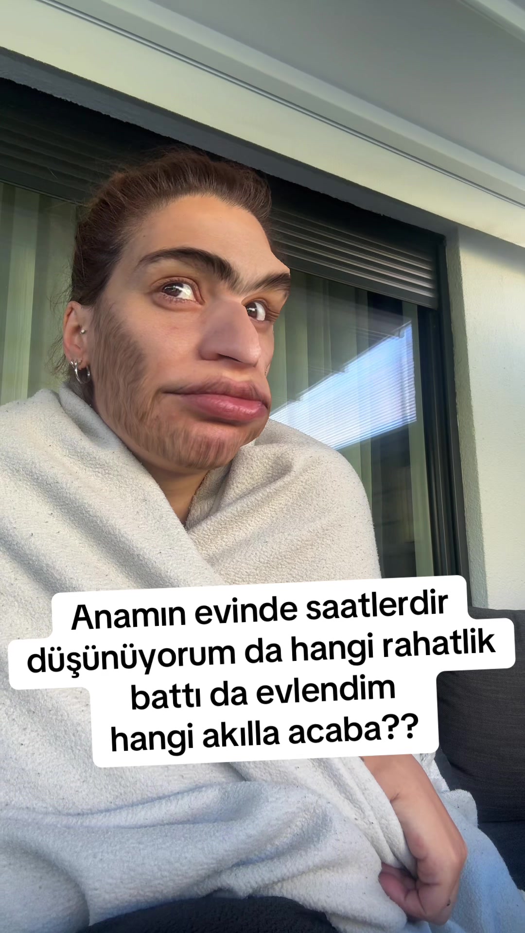 @eKe