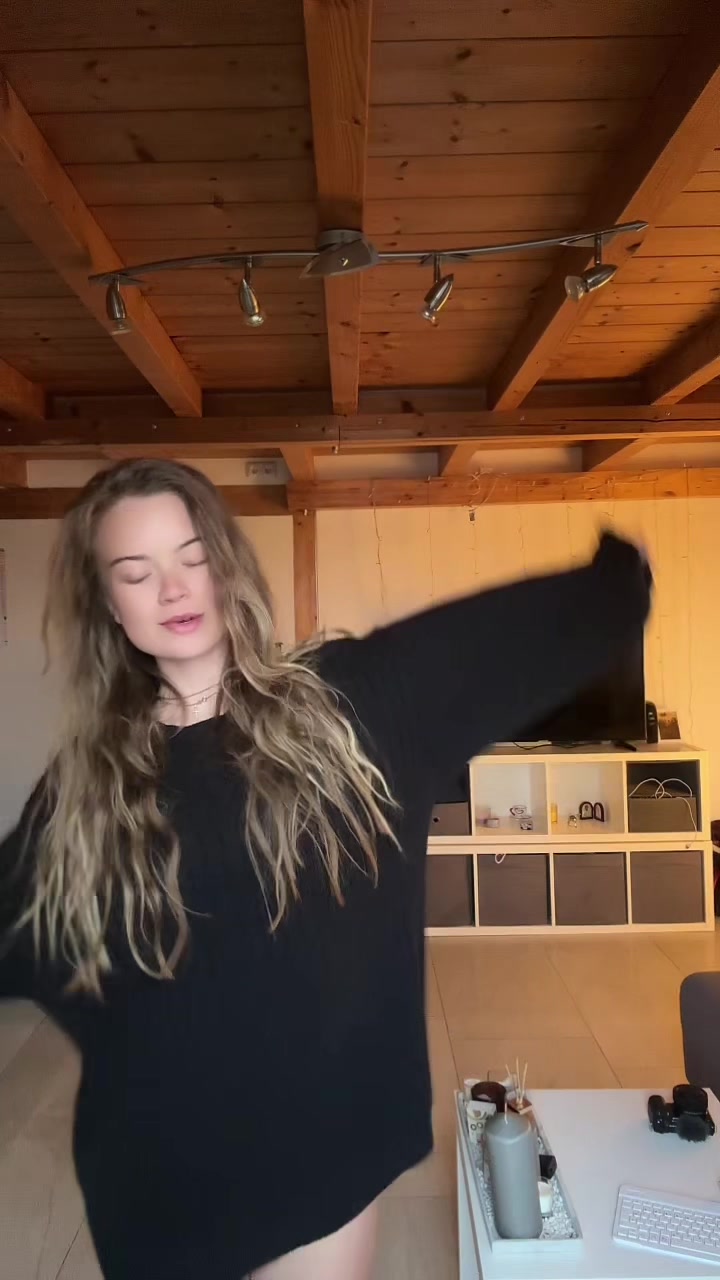 @Laura ✟ Eva