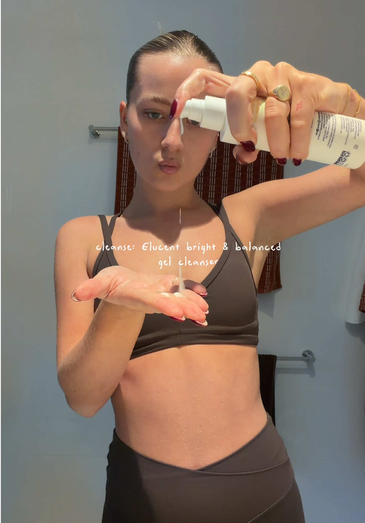 @Ava Francis
