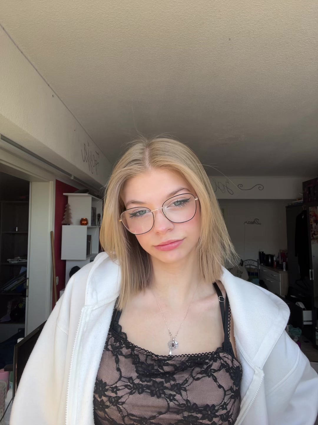 @Freyja🔪🌶️