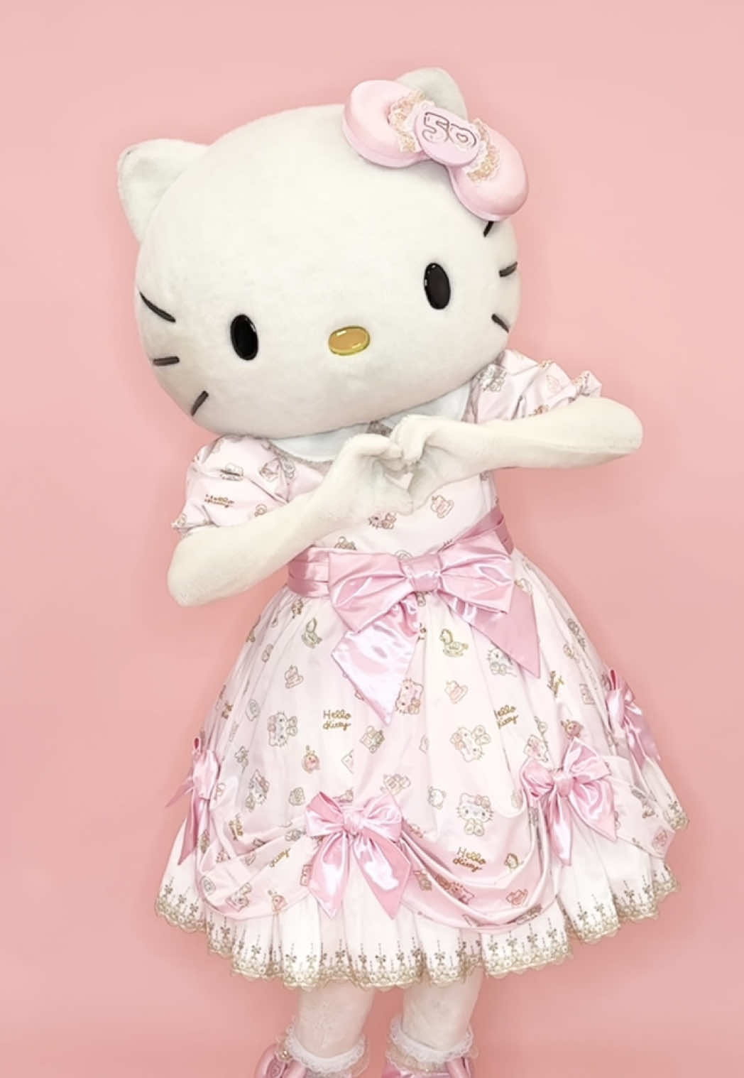 @hellokitty