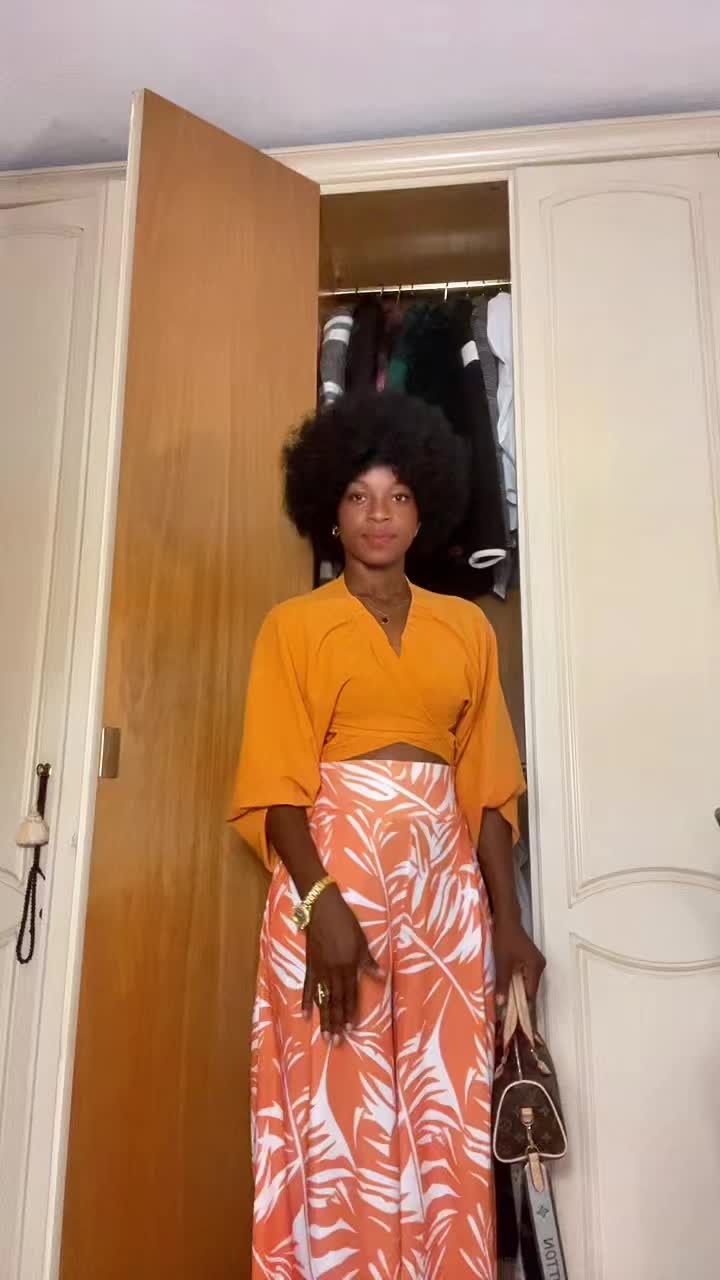 @A&iuml;chou make-up officiel