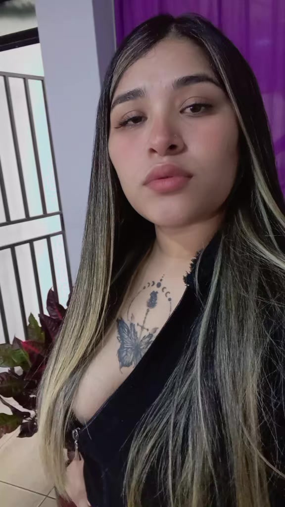 @Dani 🦂🌺🌸