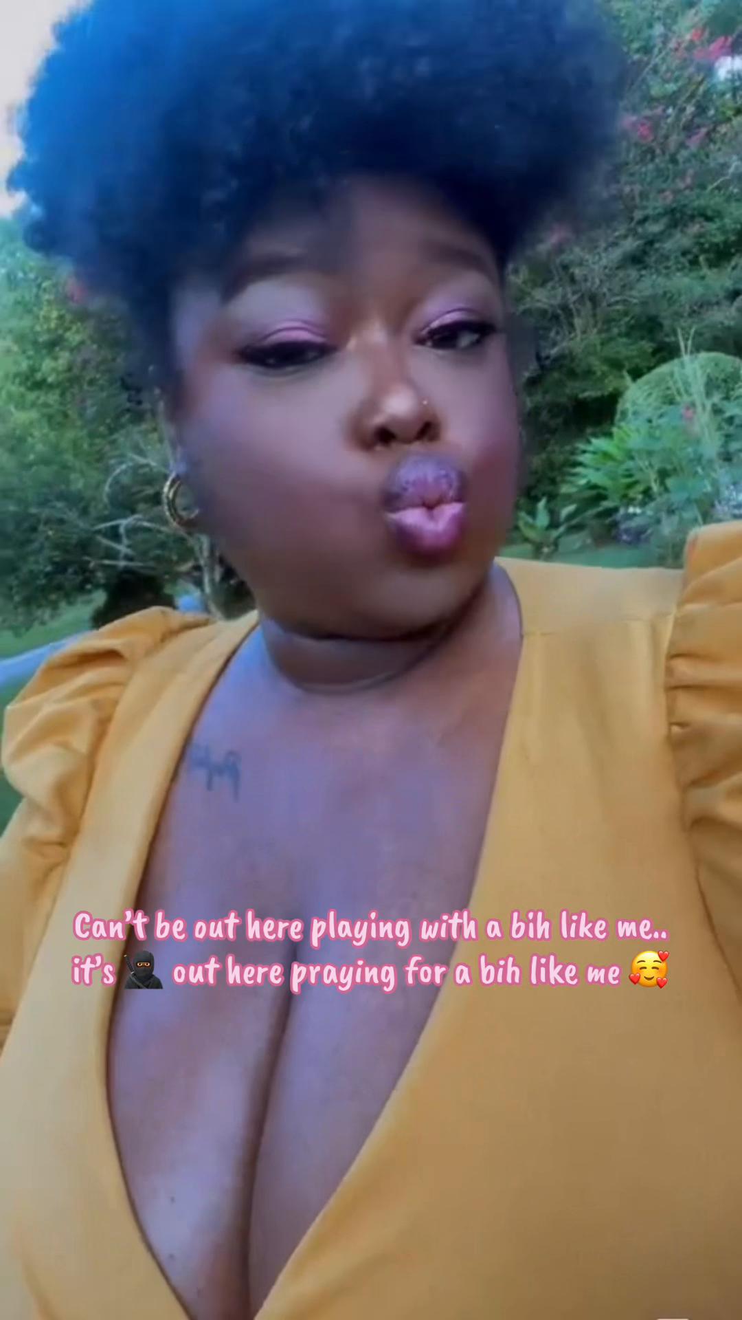 @Queenie 👑&hearts;️