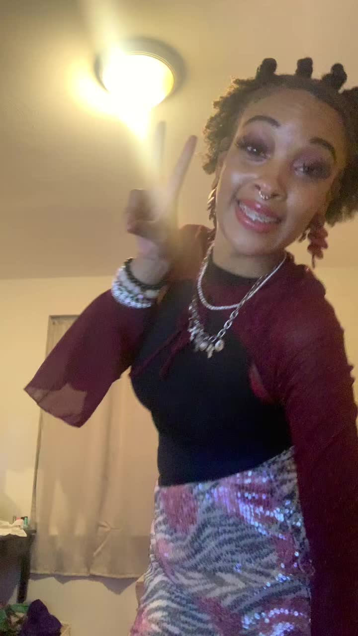 @Ladayzhathedoll🦋🍯🧚🏽♀️🎨