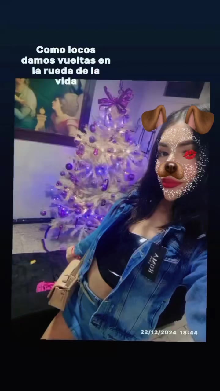 @AlejandraLuuna