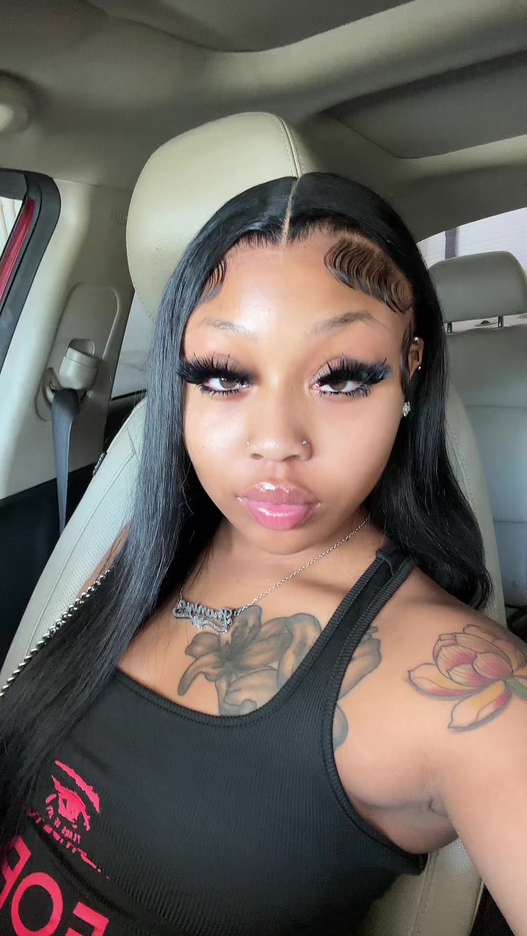 @shaniya janai