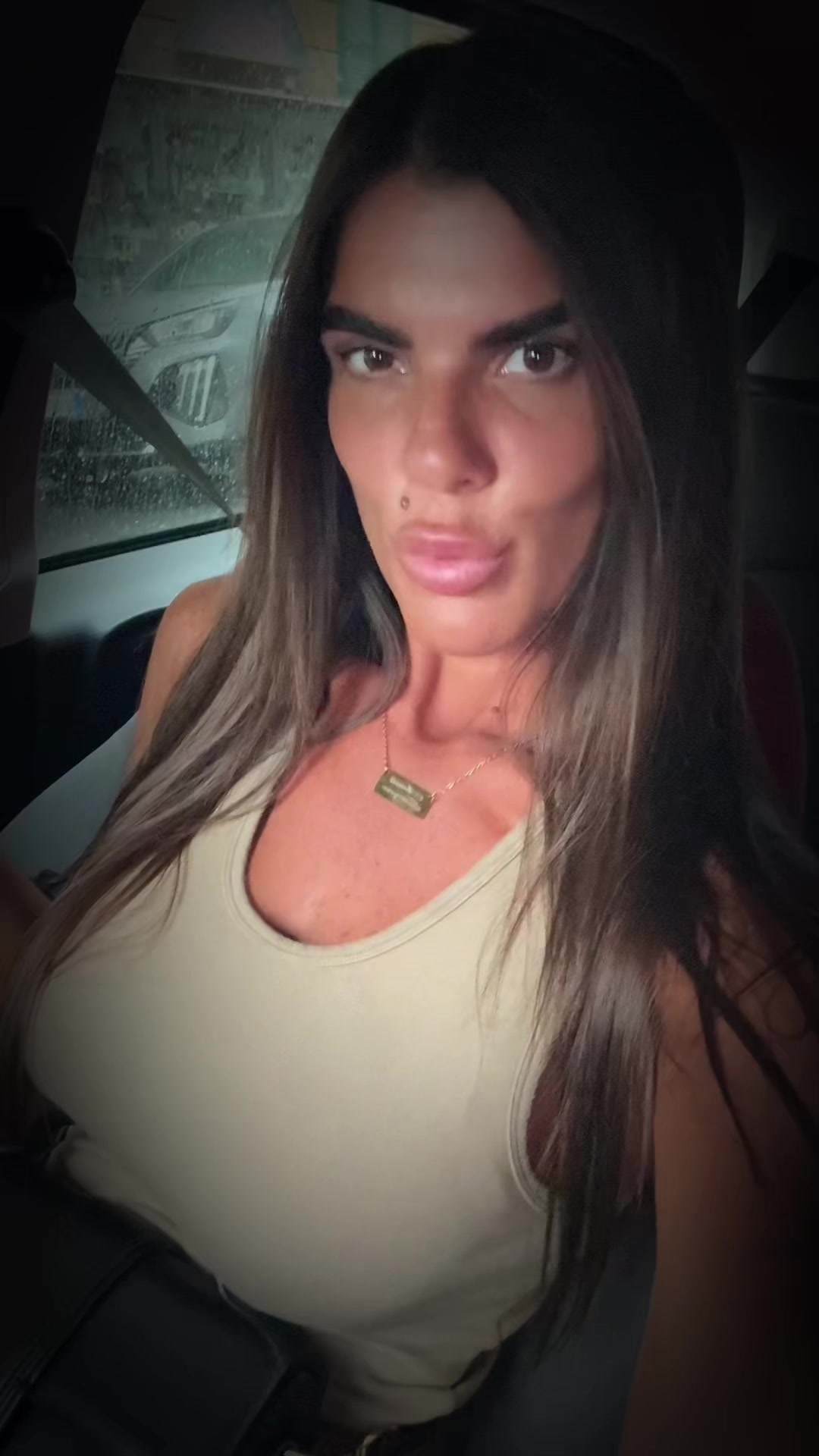 @nunziagiulianoólió