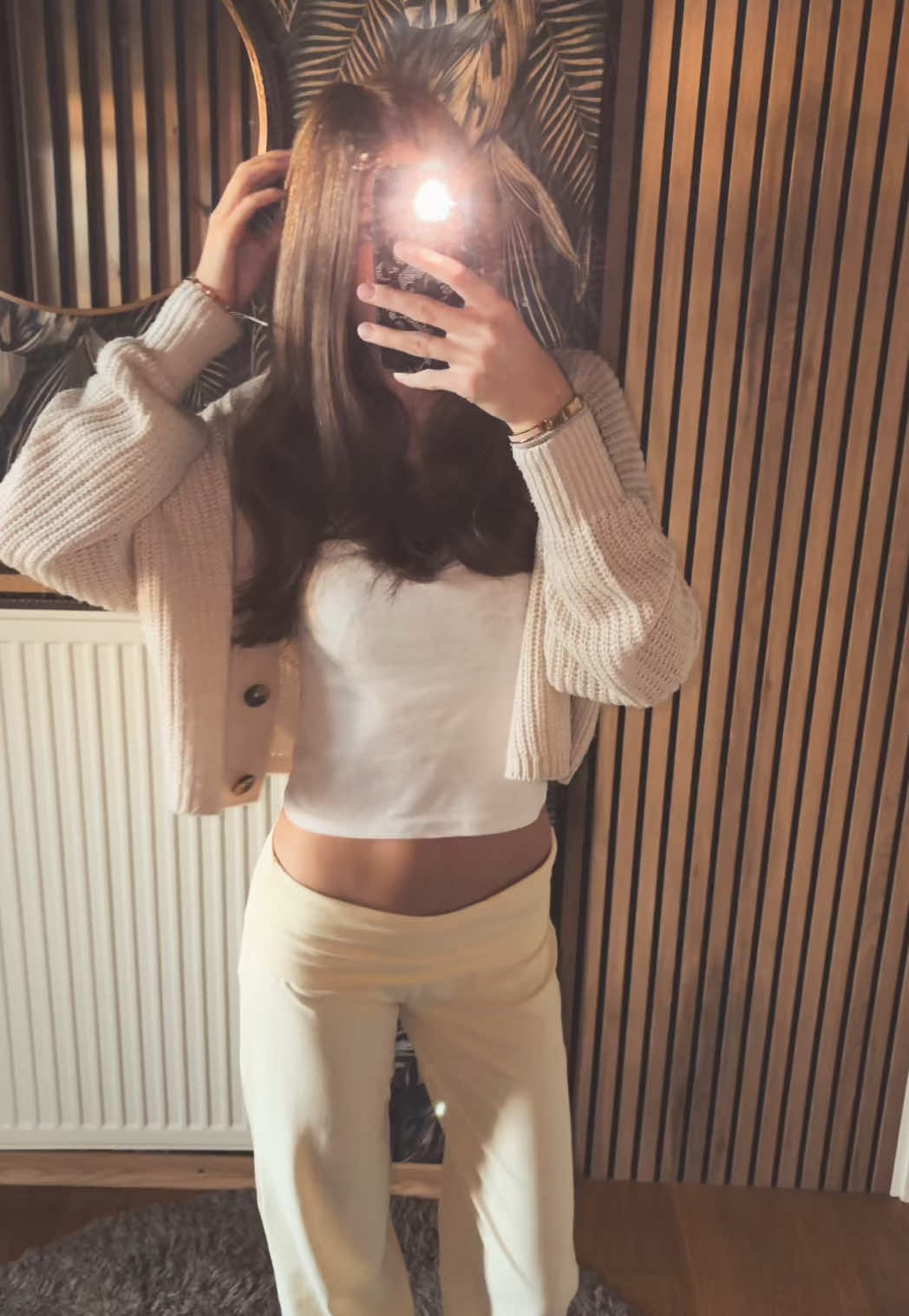 @𝓁ℯ𝓃𝒾𝒶
