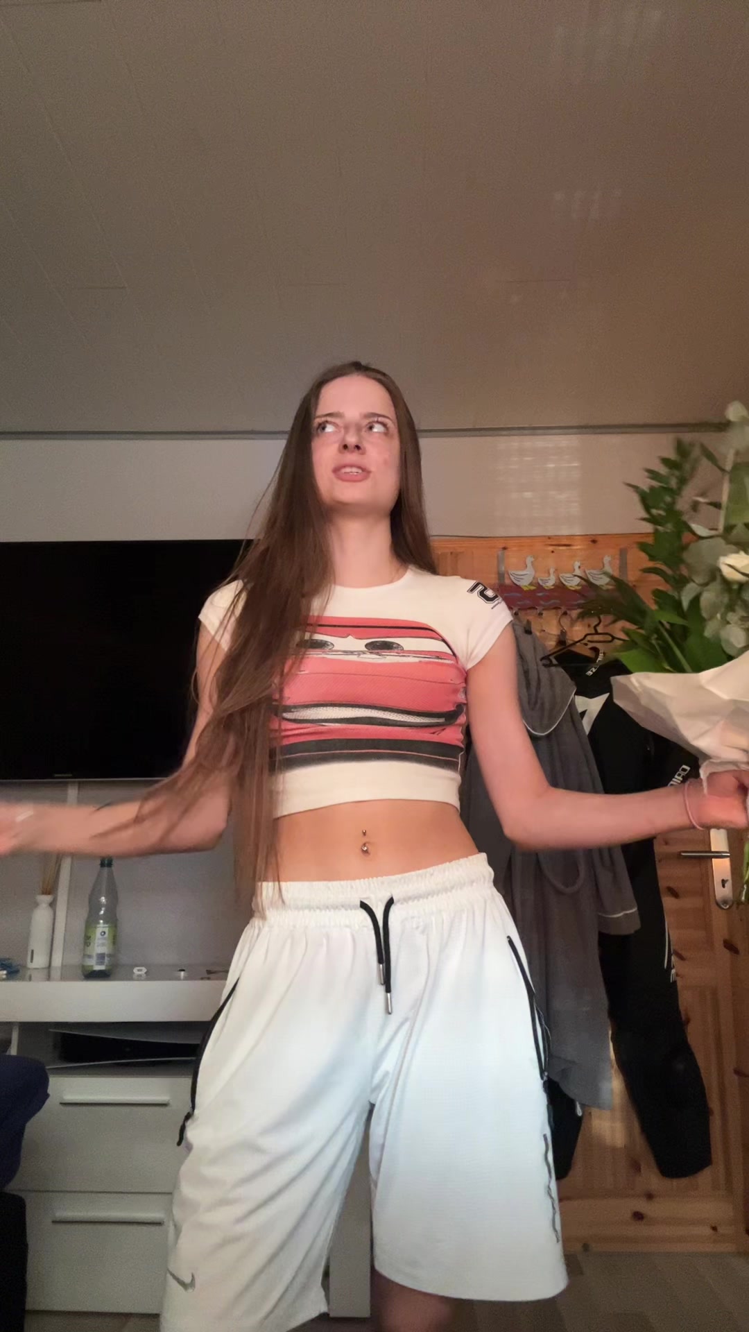 @ℰ 𝓋 𝑒 𝓁 𝓎 𝓃 &dagger;