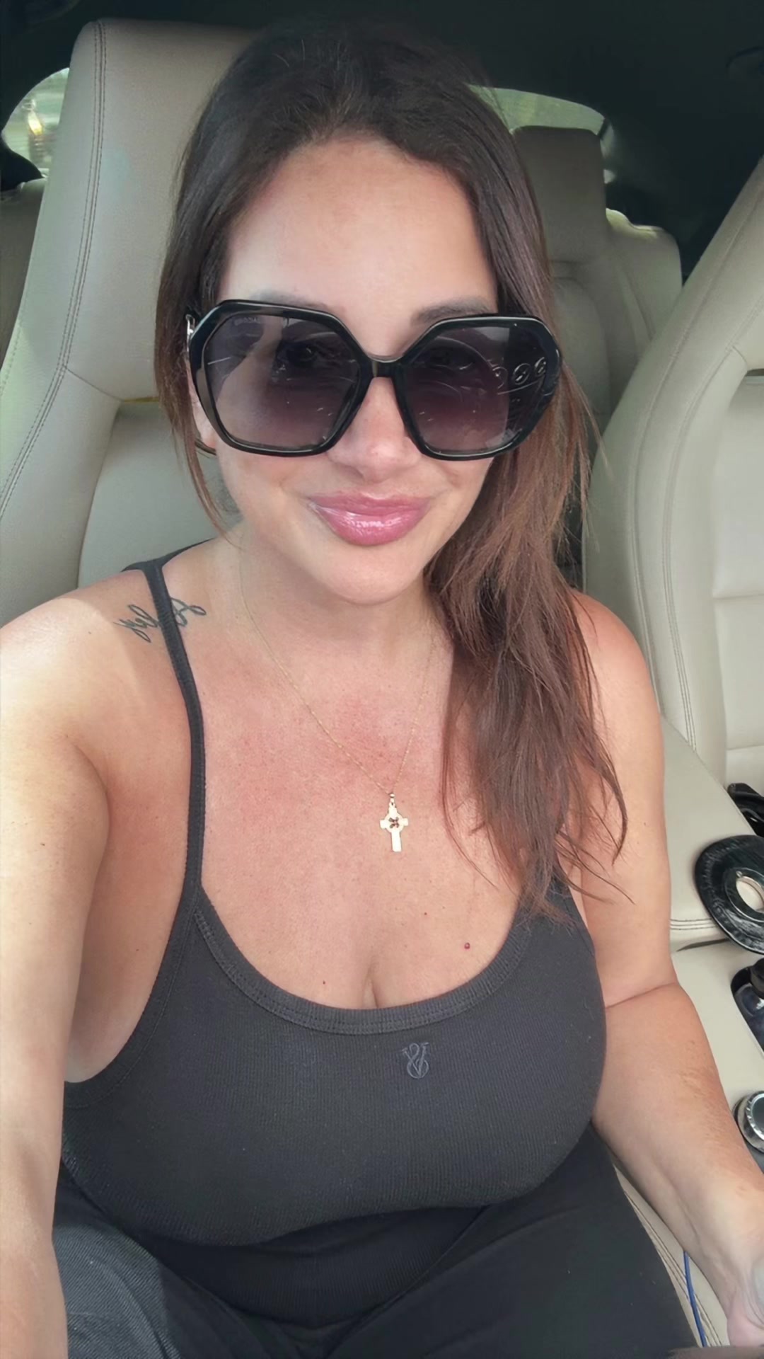 @Leslie Palatsoukas