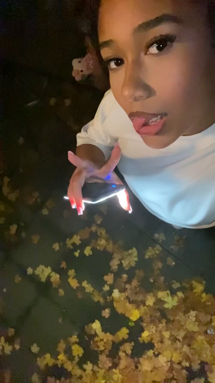 @yello.shawtyy.vlog