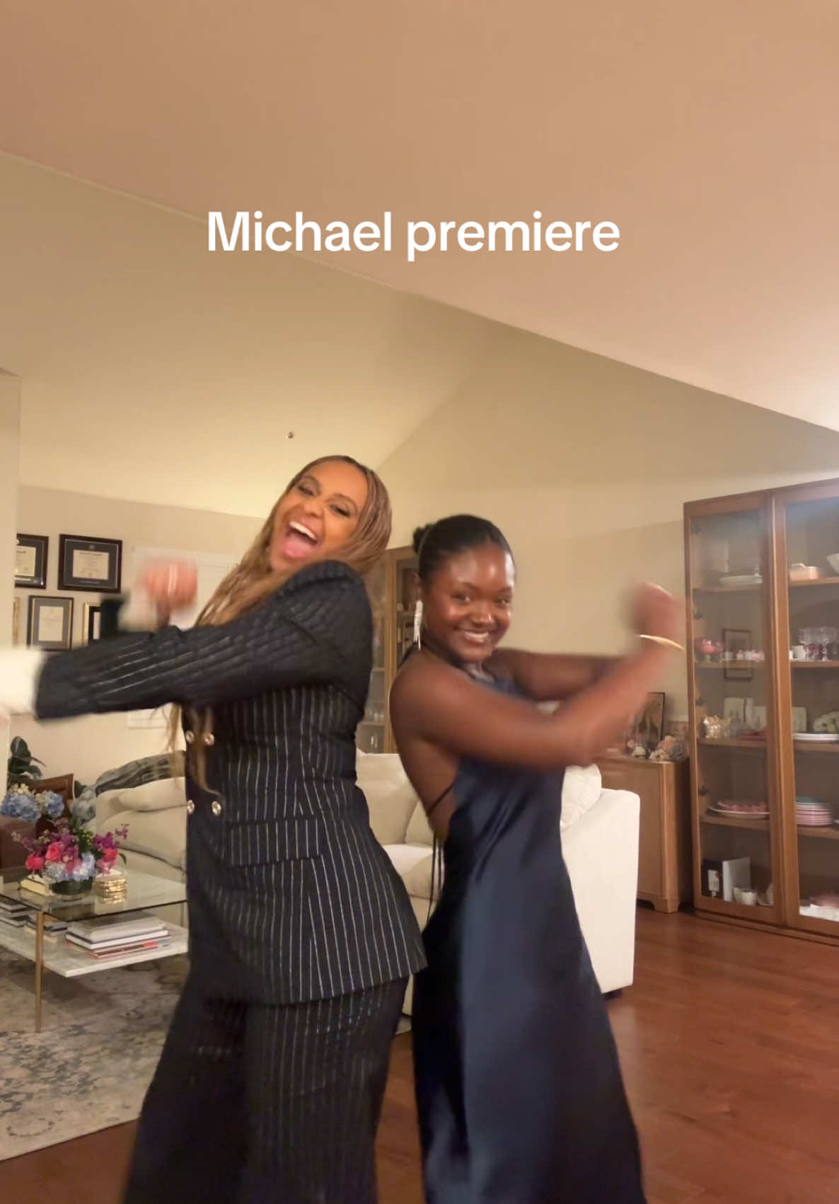 @NiaSioux