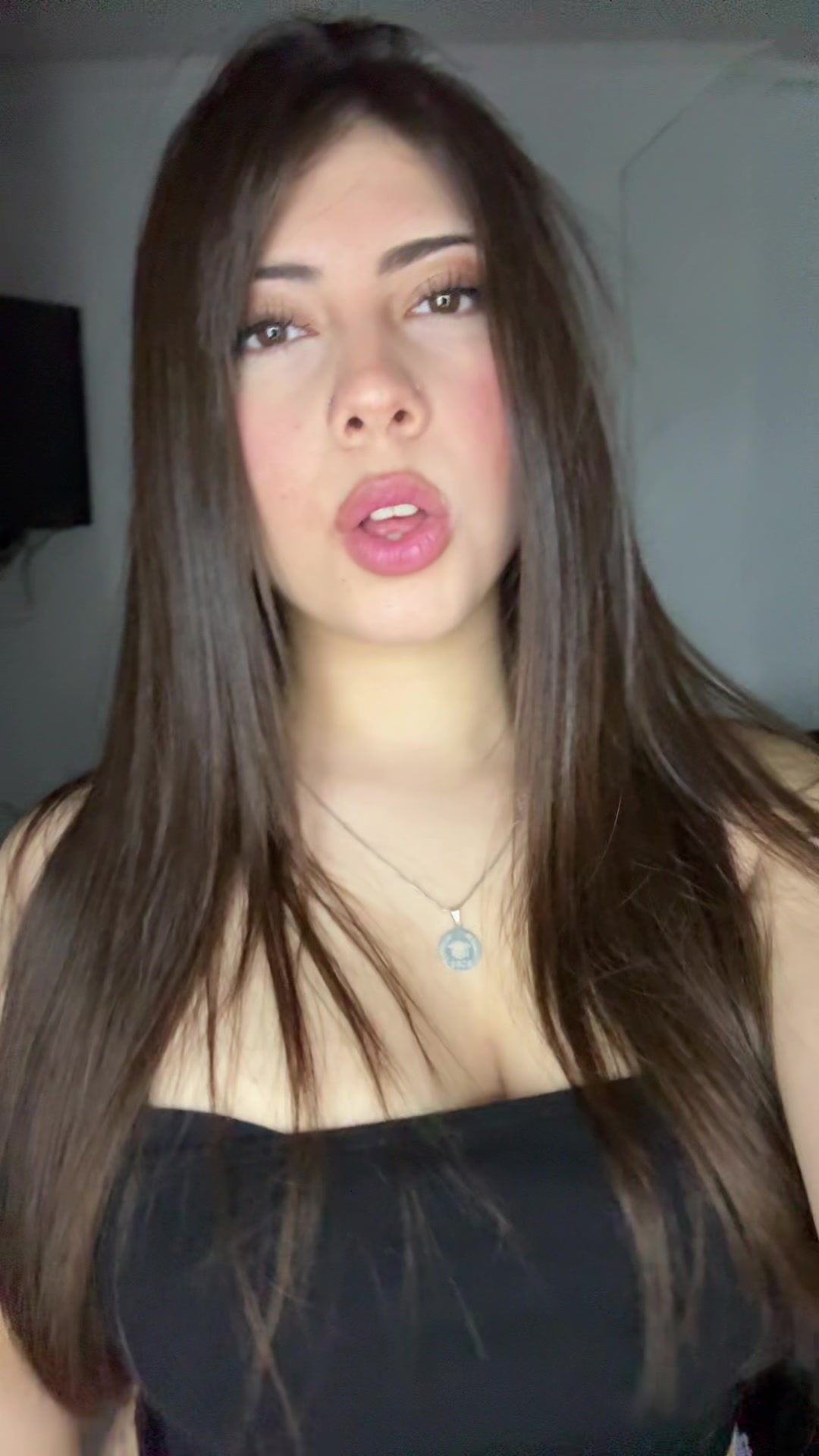@🐰
